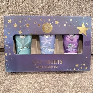 New! Woolzies Cozy Nights Hand cream set